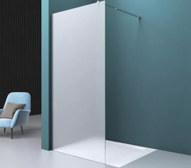 Il Fascino Moderno della Parete Doccia Walk-In: Eleganza Minimalista